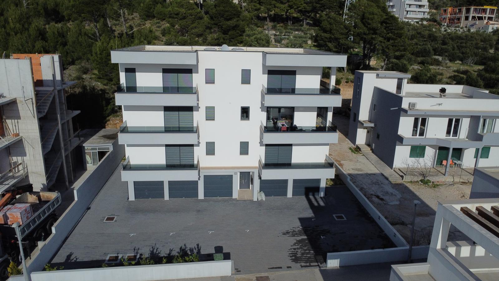 50f2868c-7c49-46e0-9c98-210fb522fc3e